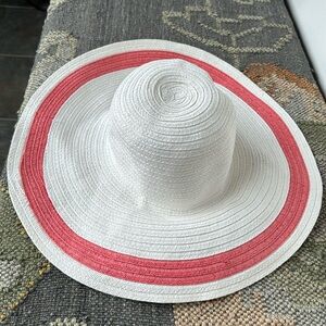 NBW New with tags cute sun hat!